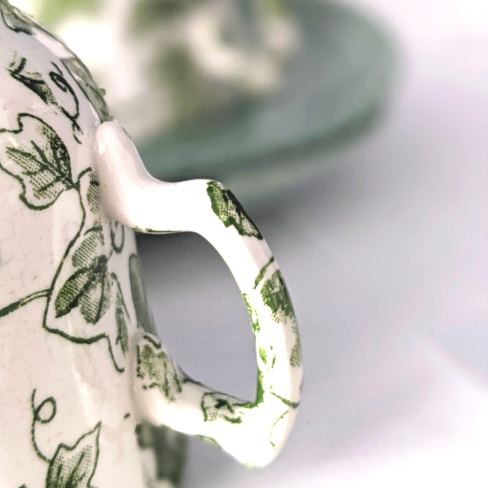 Burgess & Leigh IVY 2 pc. Matching Set Green, Cream Tea Cups. Royal Stafford. - Picture 6 of 11